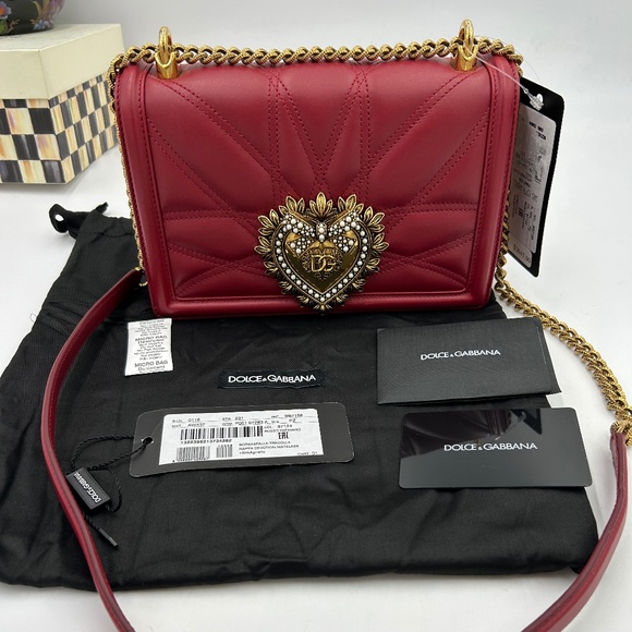 Women’s Dolce & Gabbana devotion, leather Crossbody bag made in Italy - Picture 1 of 14
